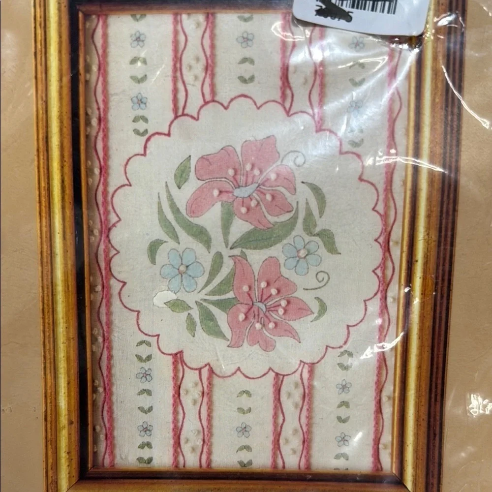 Caron Candle-Twilling Kit with Floral Design